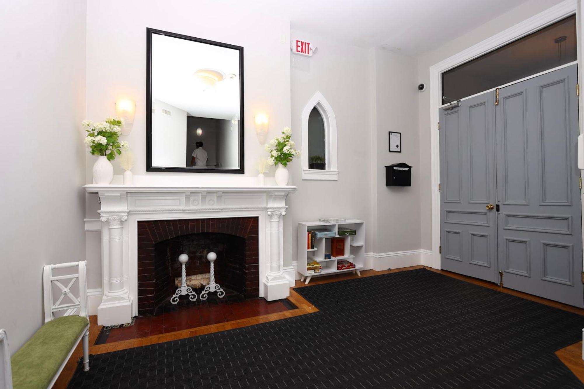 Cozy & Stylish Newbury Street Studio, #9 บอสตัน ภายนอก รูปภาพ