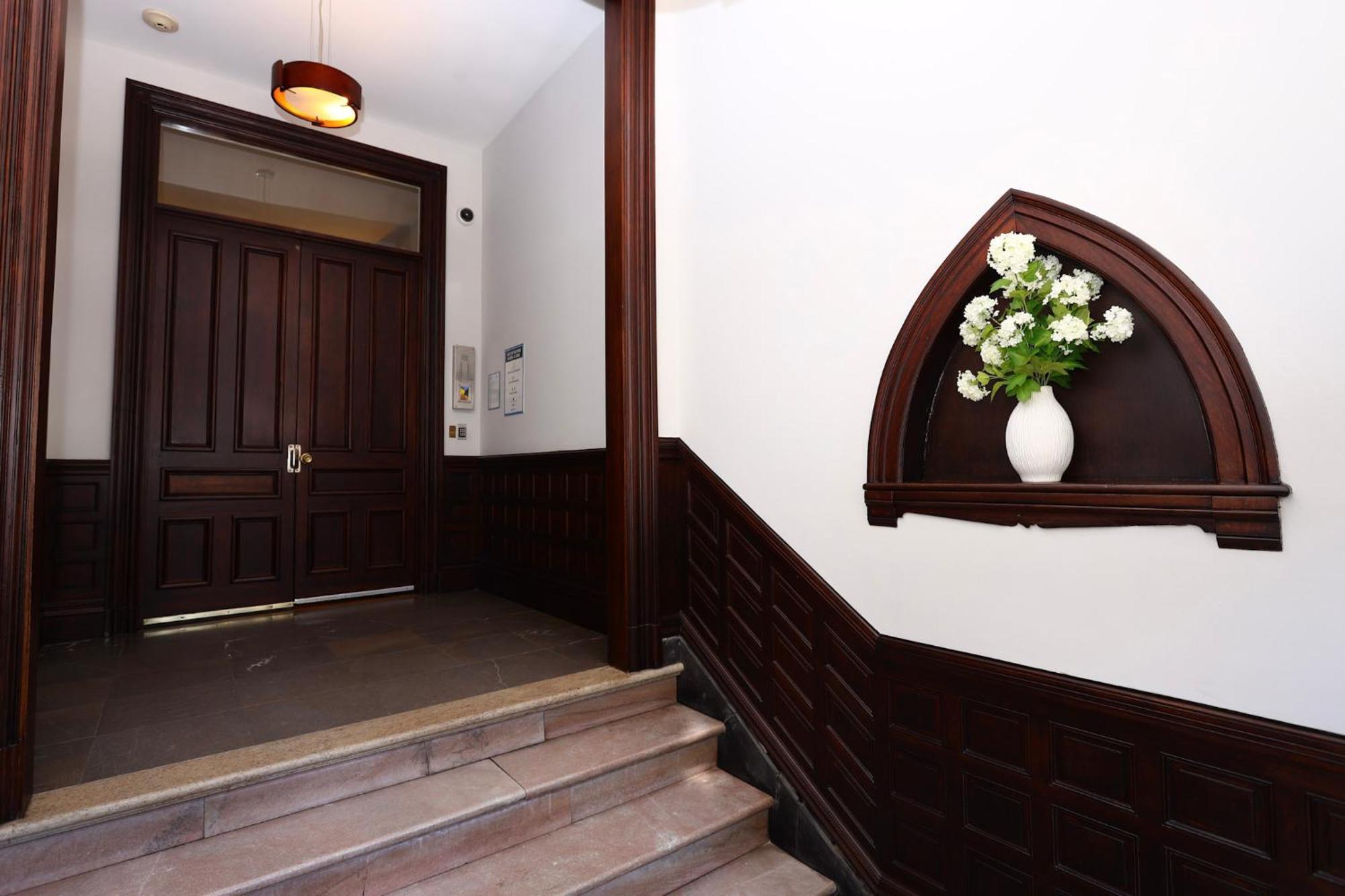 Cozy & Stylish Newbury Street Studio, #9 บอสตัน ภายนอก รูปภาพ